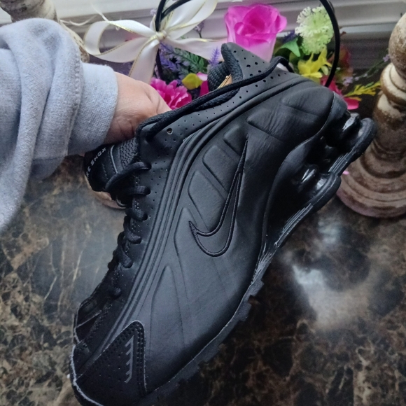 Nike Shox R4 Athletic/Lifestyle Streetwear Shoes Size 7 for Women - Picture 6 of 11